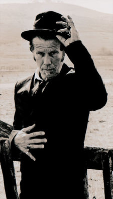 225px-Tom-waits.jpg